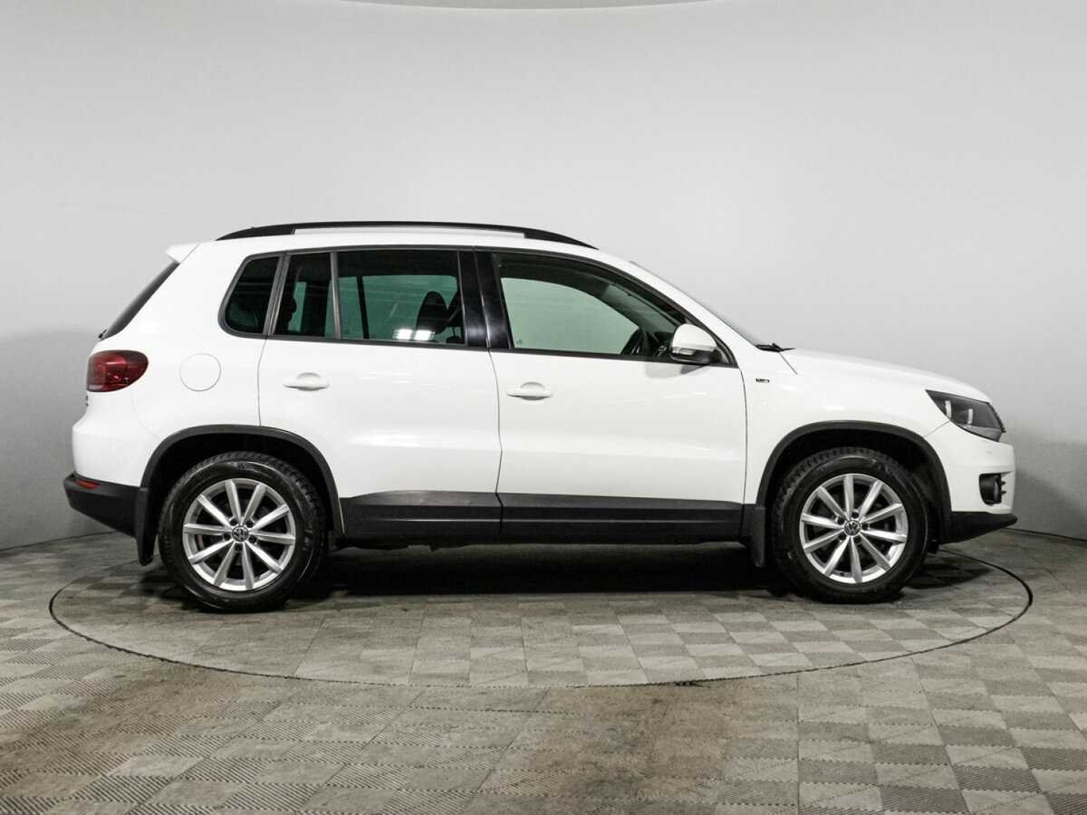 Купить Volkswagen Tiguan с пробегом. Фото: #3