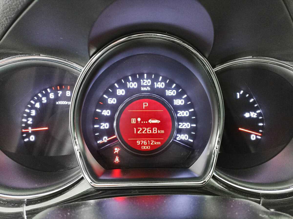 Купить Kia Ceed с пробегом. Фото: #10