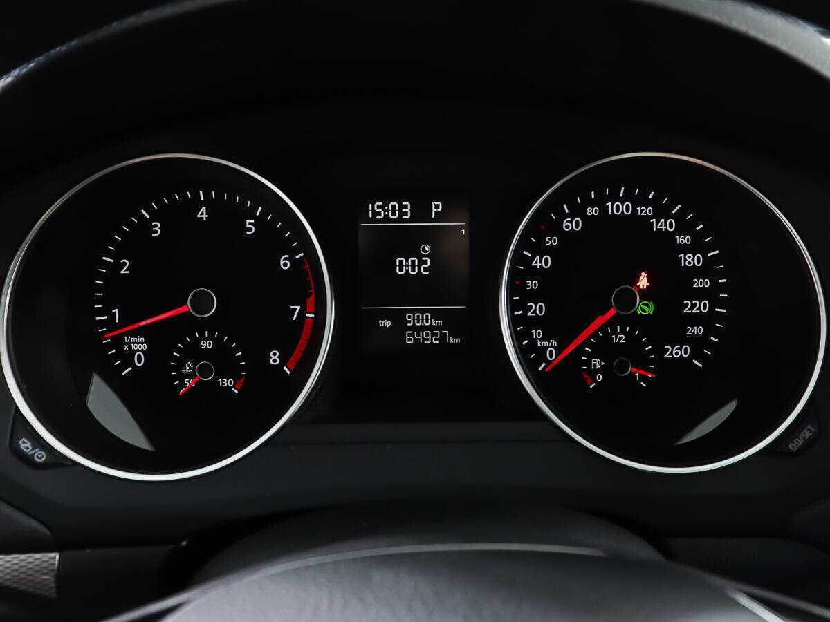 Купить Volkswagen Jetta с пробегом. Фото: #6