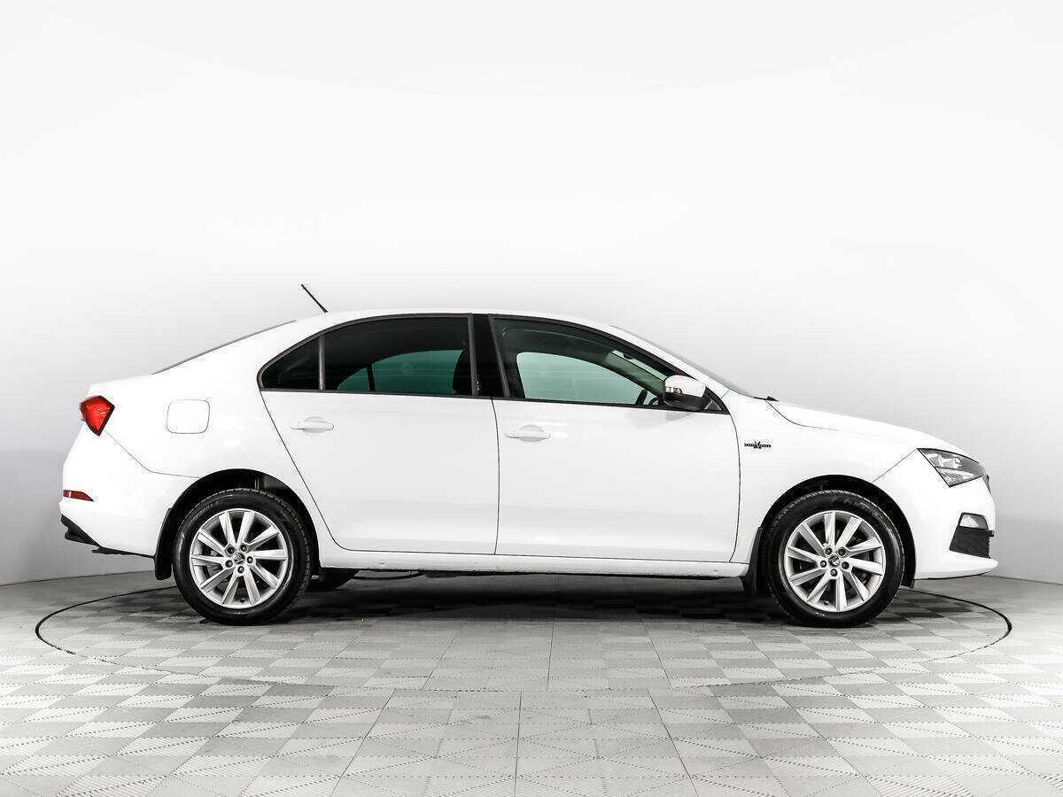 Купить Skoda Rapid с пробегом. Фото: #3