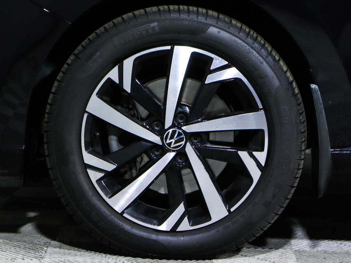 Купить Volkswagen Polo с пробегом. Фото: #17