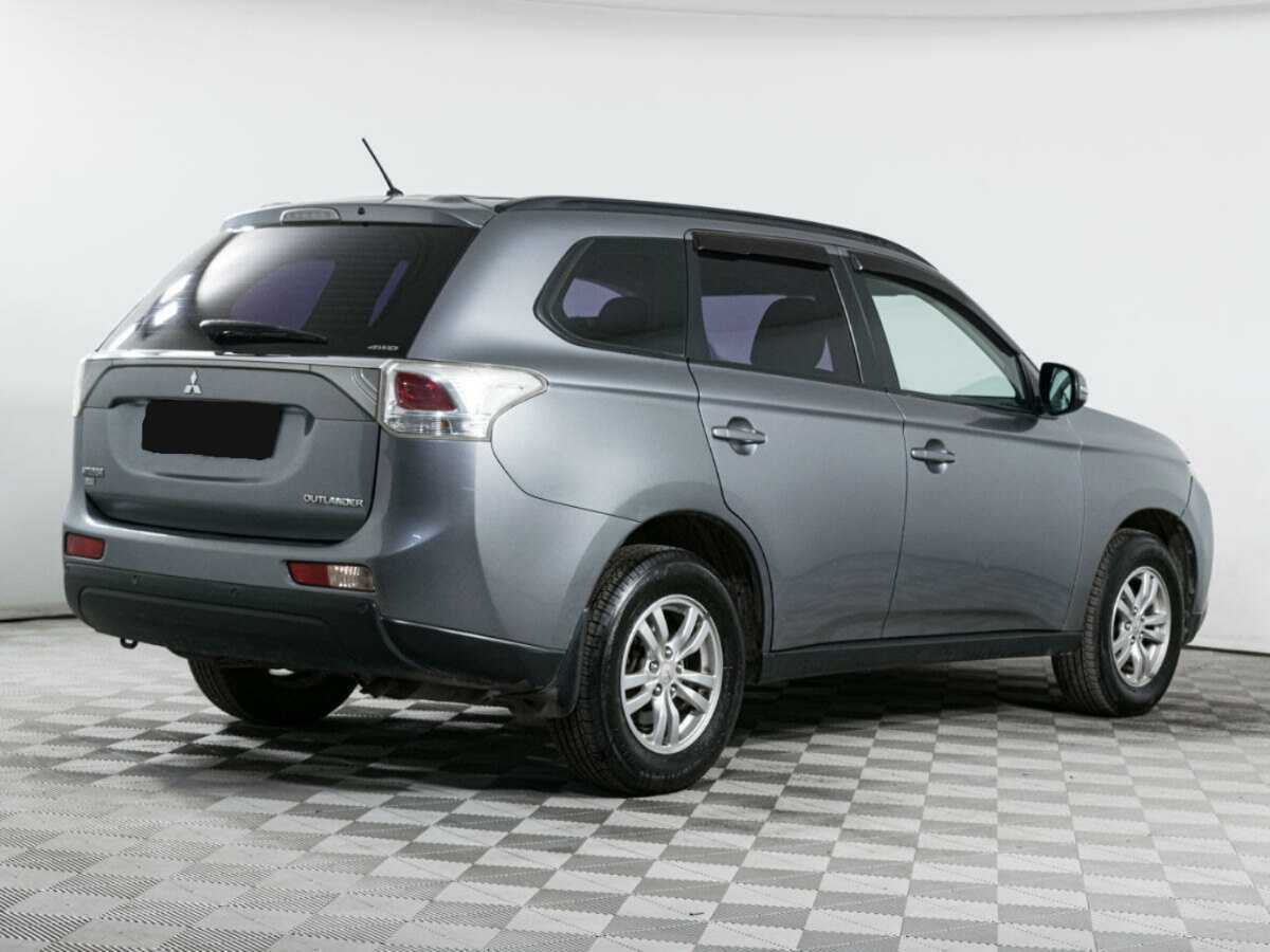 Купить Mitsubishi Outlander с пробегом. Фото: #4