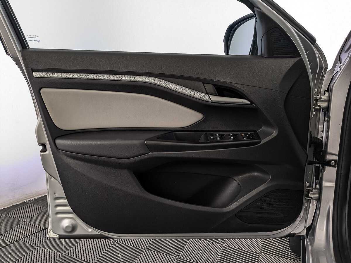 Купить Lada (ВАЗ) Vesta с пробегом. Фото: #18