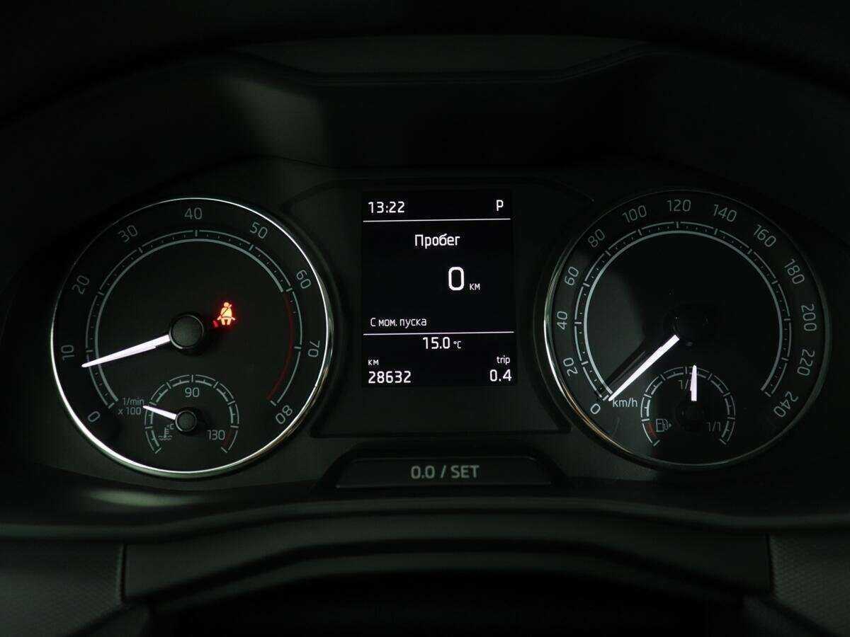 Купить Skoda Rapid с пробегом. Фото: #8