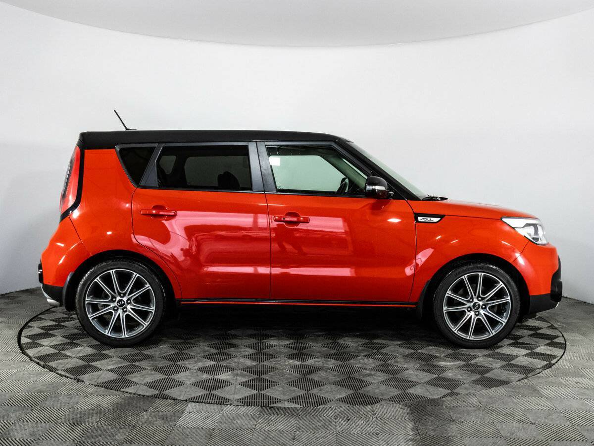 Купить Kia Soul с пробегом. Фото: #3