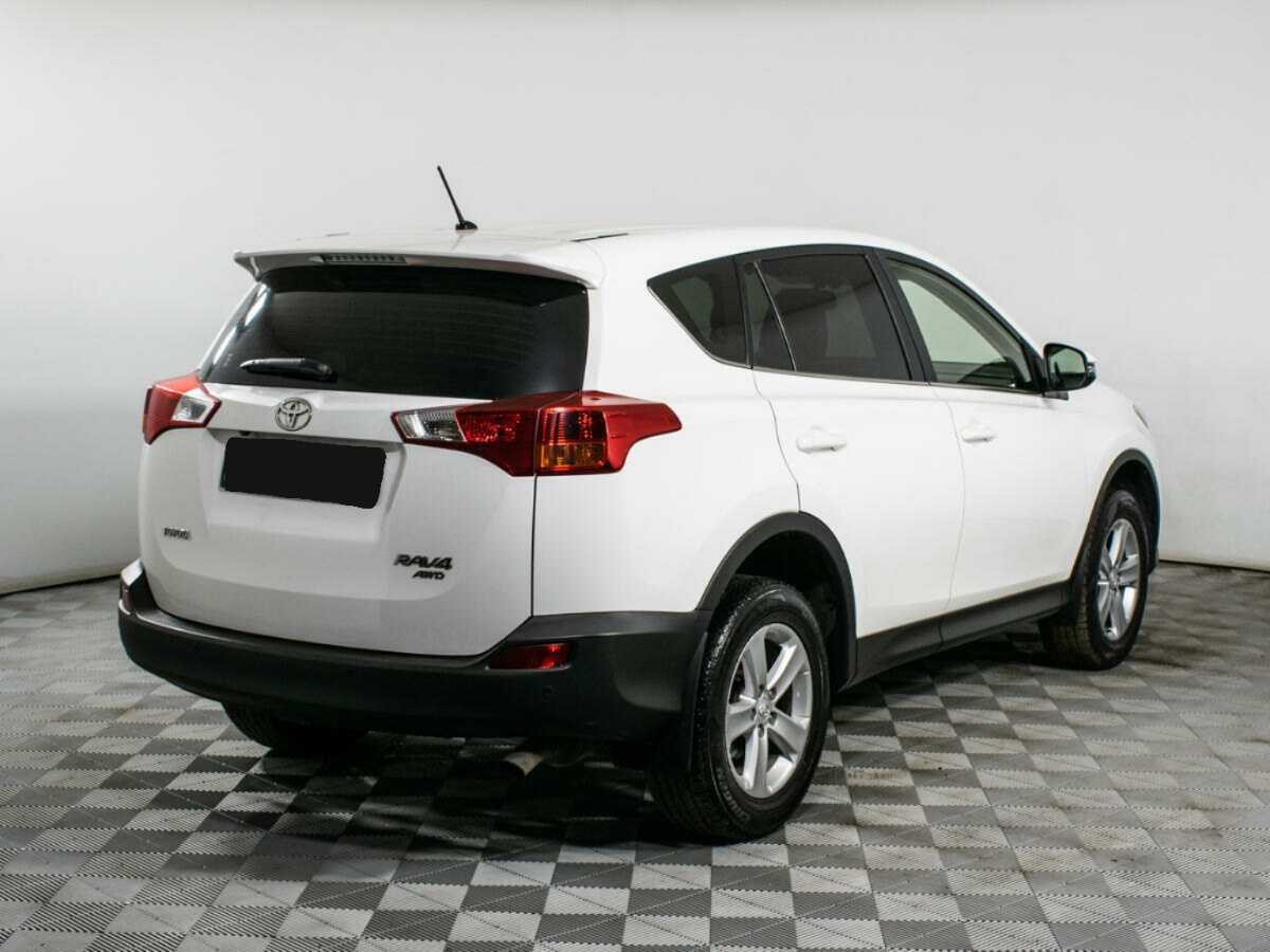 Купить Toyota RAV4 с пробегом. Фото: #3