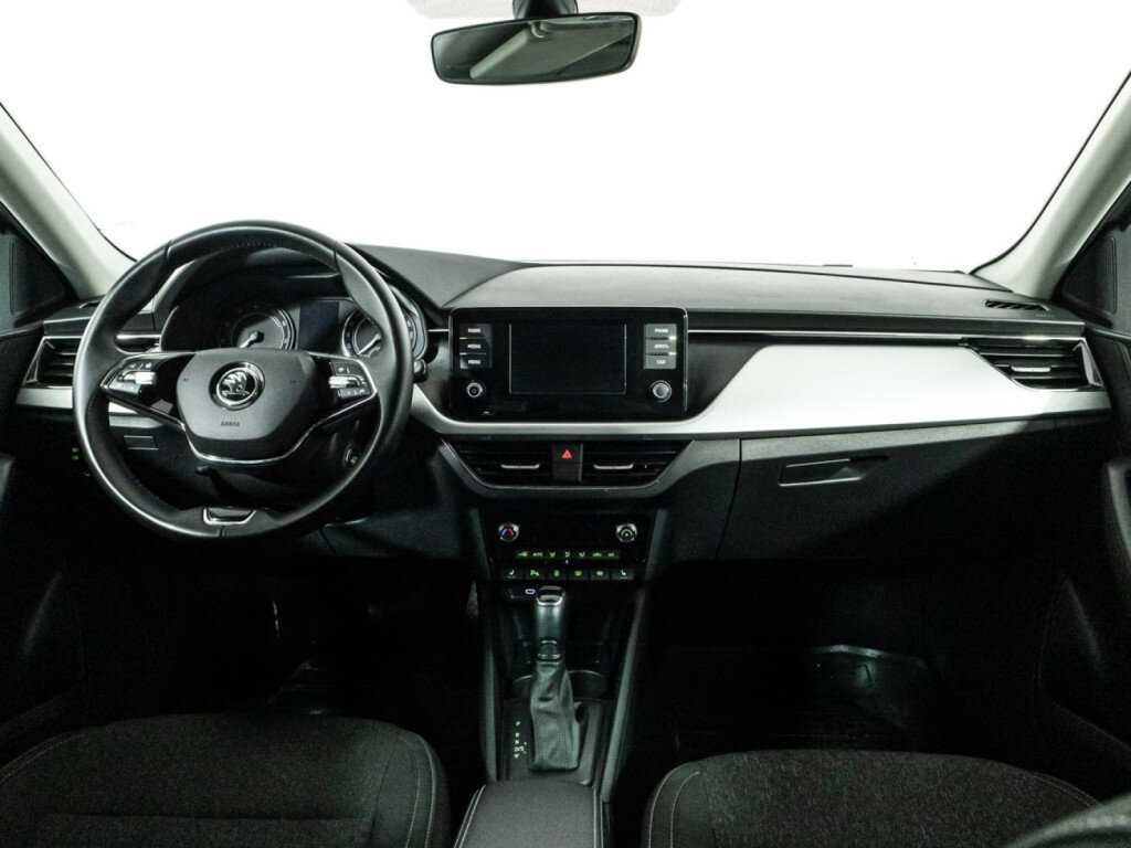 Купить Skoda Rapid с пробегом. Фото: #12