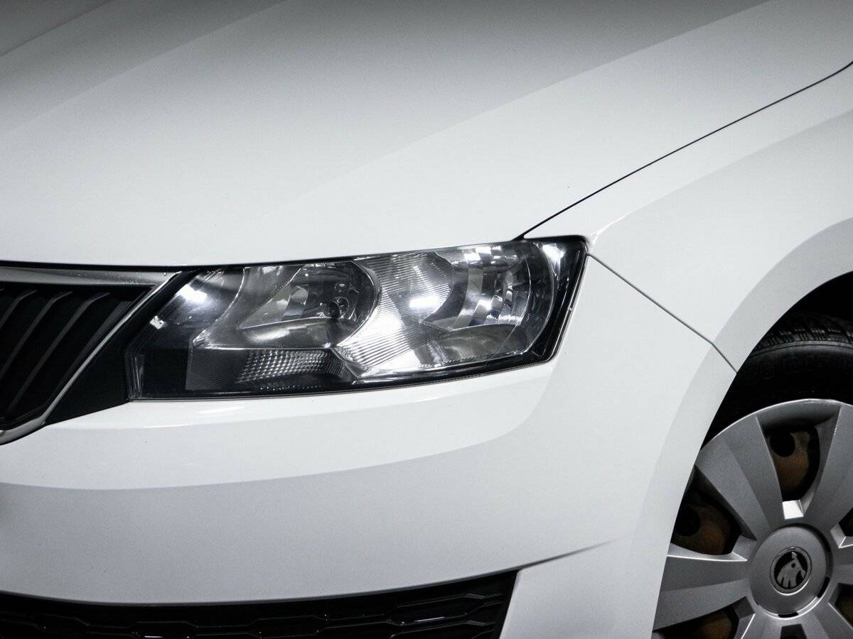 Купить Skoda Rapid с пробегом. Фото: #15