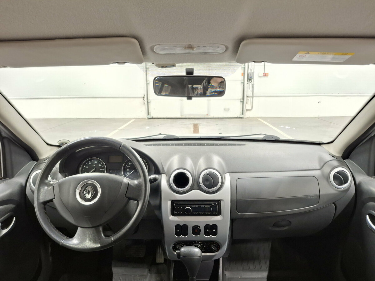 Купить Renault Sandero с пробегом. Фото: #13