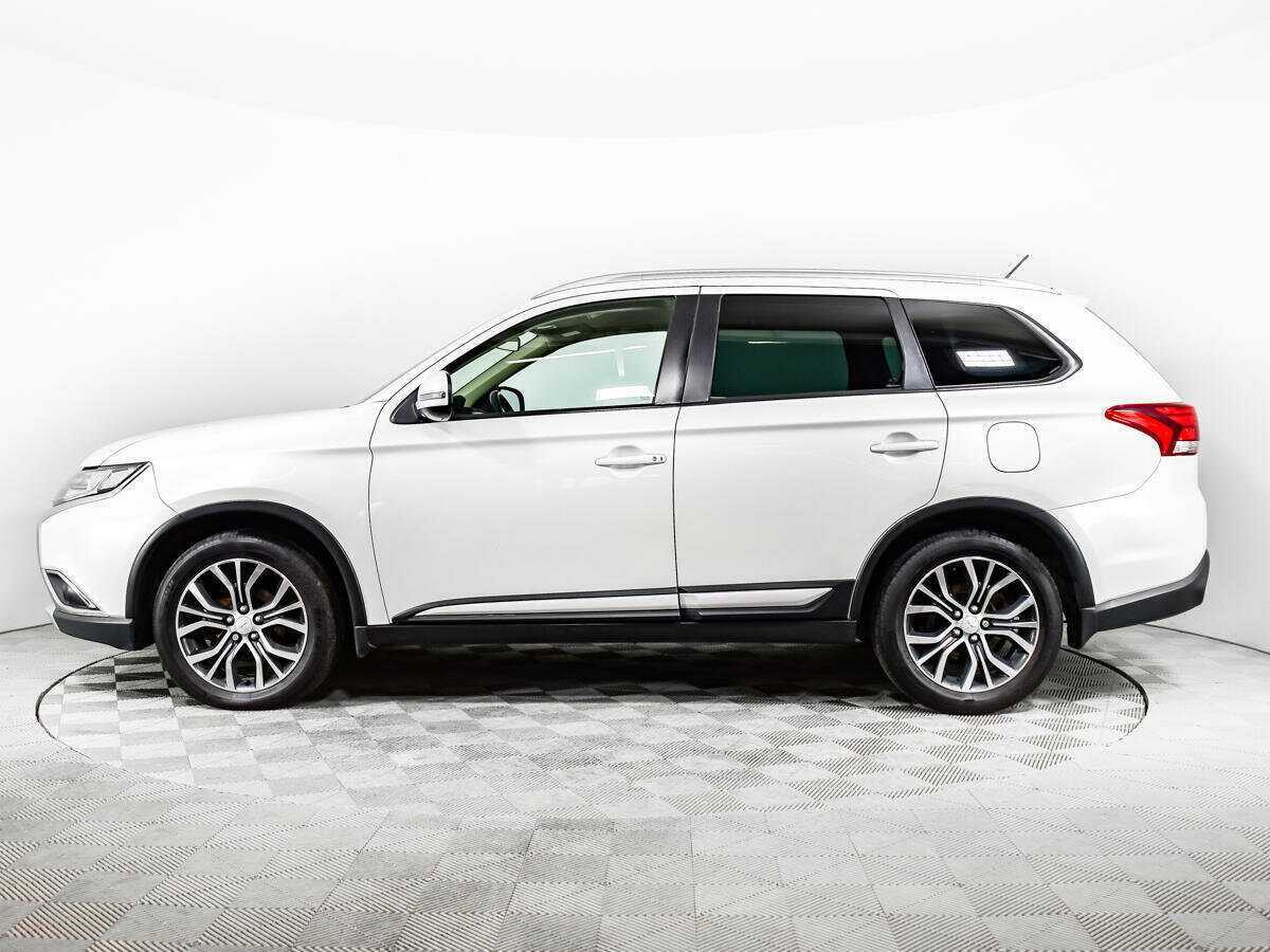 Купить Mitsubishi Outlander с пробегом. Фото: #7