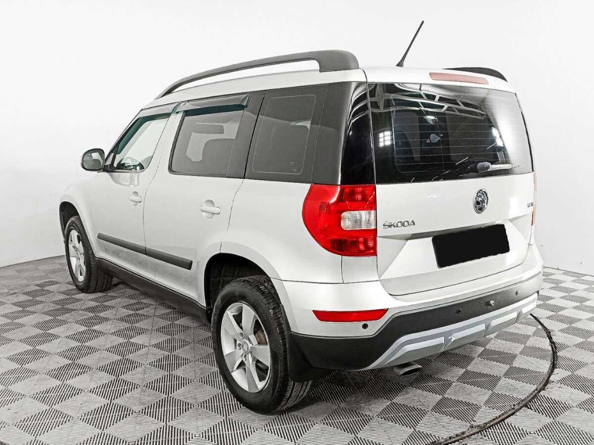 Купить Skoda Yeti с пробегом. Фото: #6