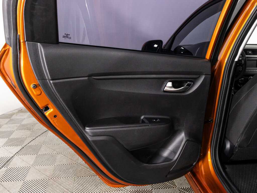 Купить Kia Rio с пробегом. Фото: #23