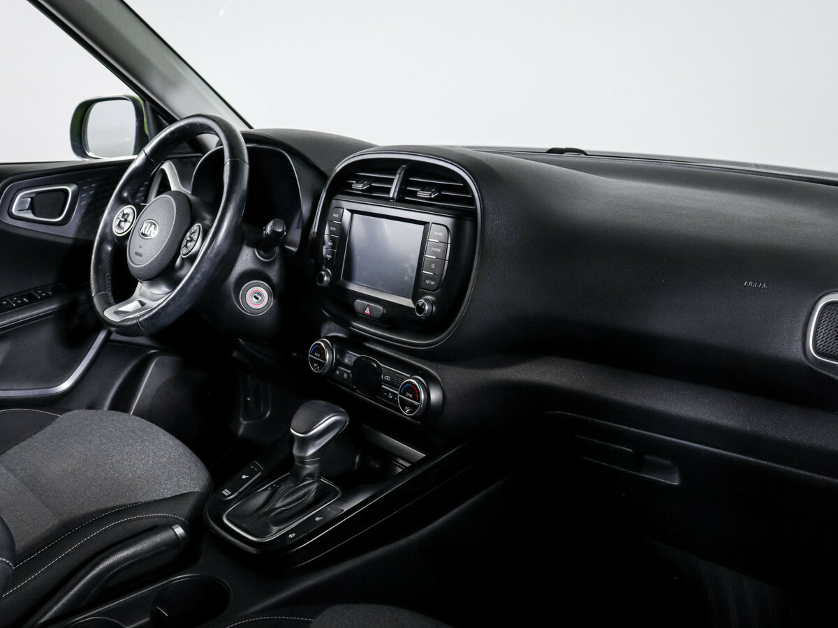 Купить Kia Soul с пробегом. Фото: #8