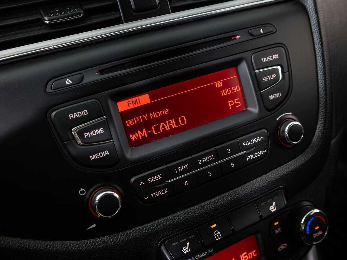 Купить Kia Ceed с пробегом. Фото: #12