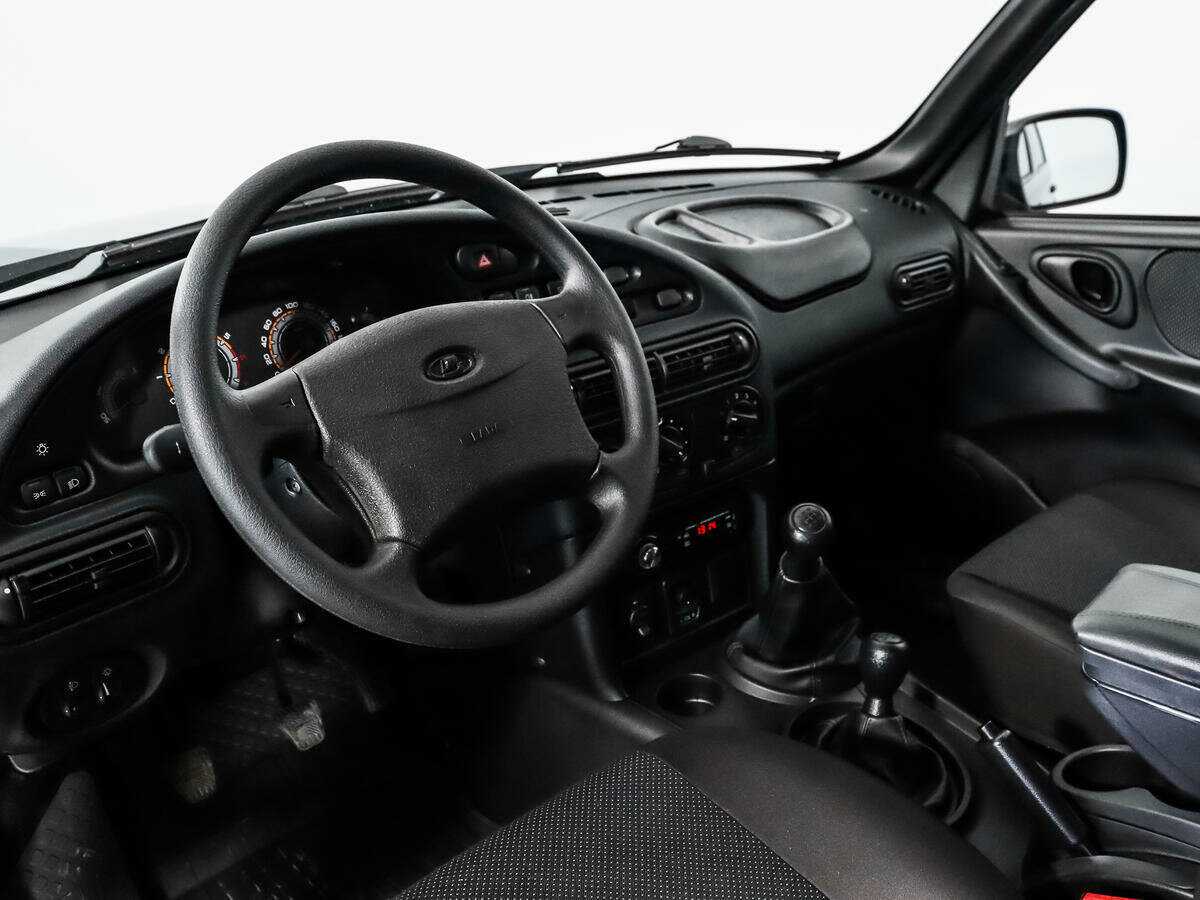 Купить Lada (ВАЗ) Niva с пробегом. Фото: #8