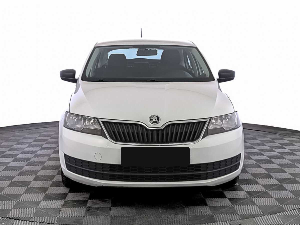 Купить Skoda Rapid с пробегом. Фото: #1