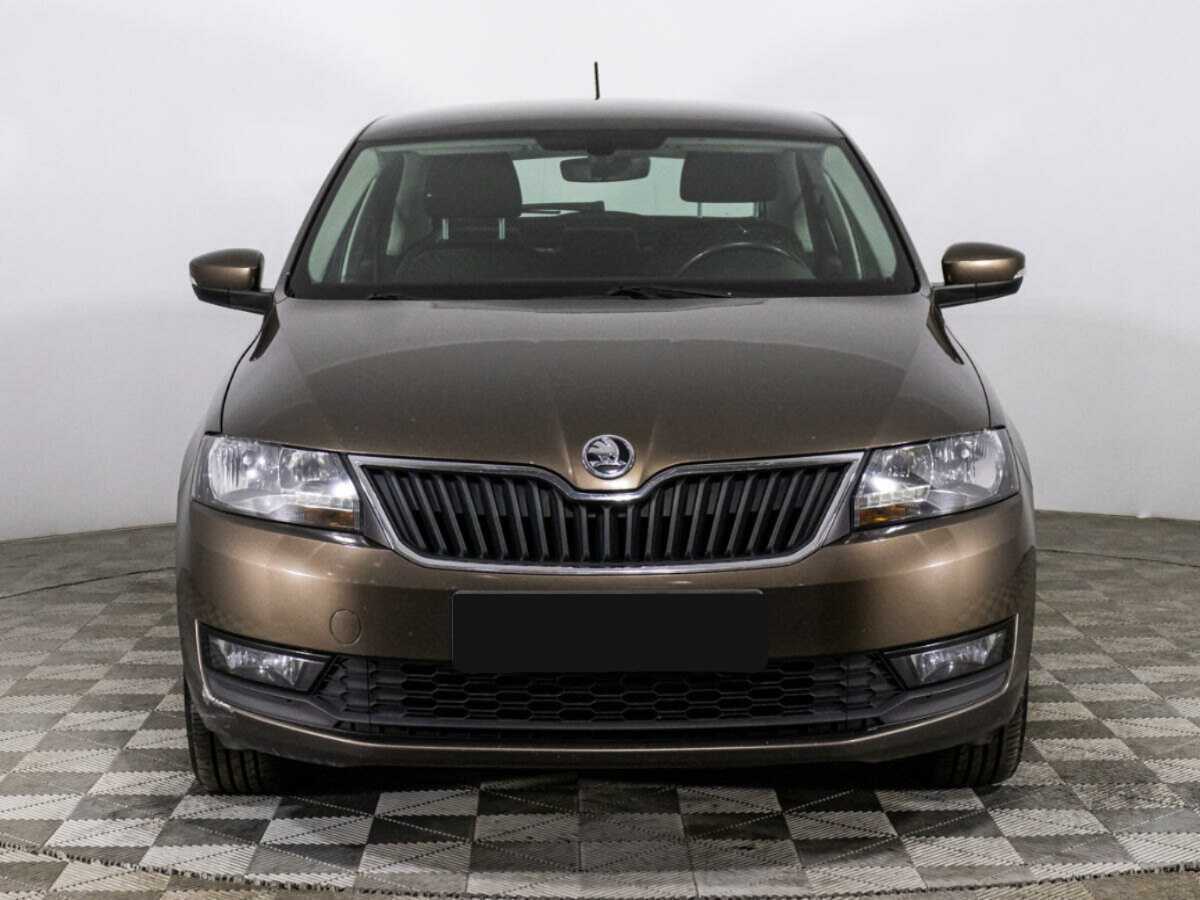 Купить Skoda Rapid с пробегом. Фото: #1