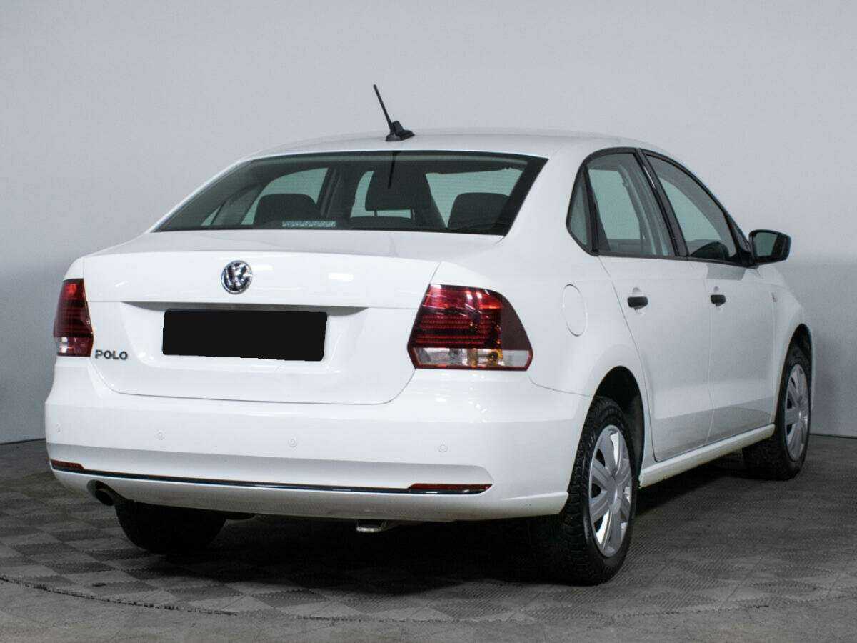 Купить Volkswagen Polo с пробегом. Фото: #4