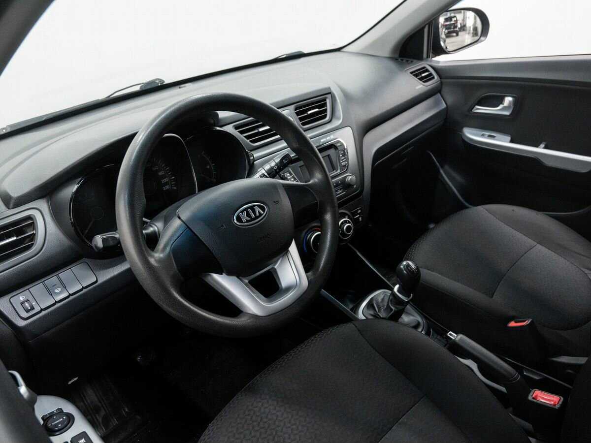 Купить Kia Rio с пробегом. Фото: #9