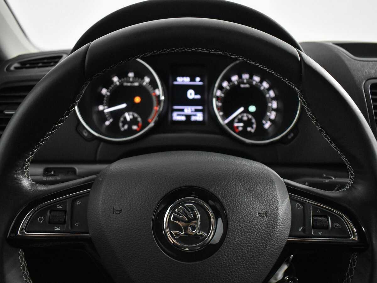 Купить Skoda Yeti с пробегом. Фото: #18