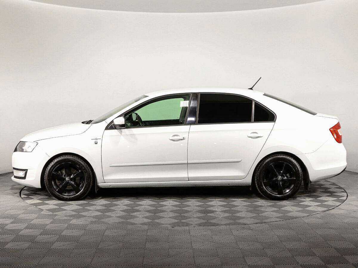 Купить Skoda Rapid с пробегом. Фото: #7