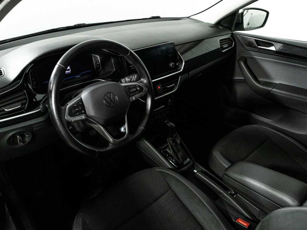 Купить Volkswagen Polo с пробегом. Фото: #10