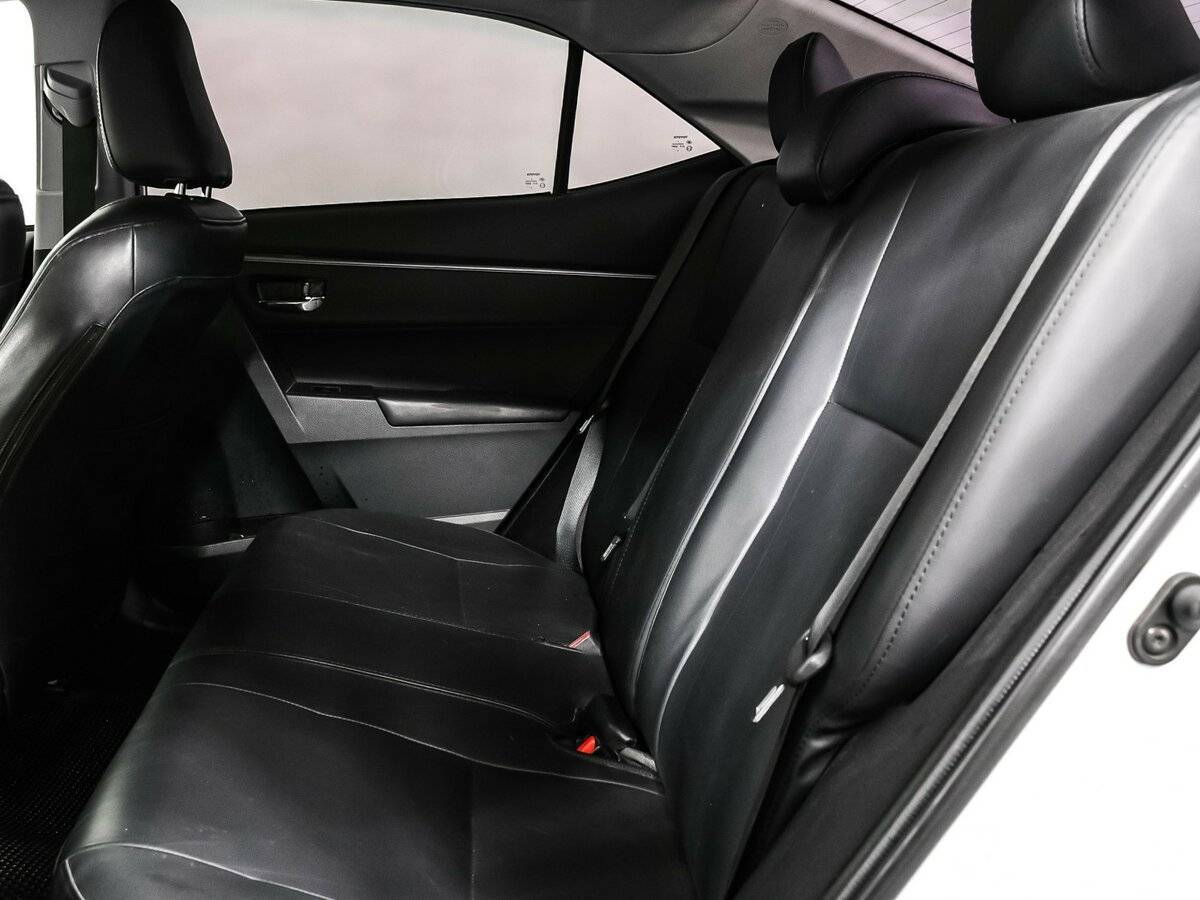 Купить Toyota Corolla с пробегом. Фото: #12