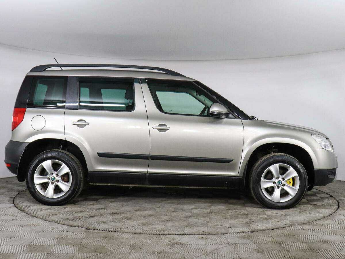 Купить Skoda Yeti с пробегом. Фото: #3