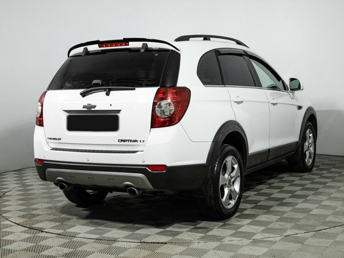 Купить Chevrolet Captiva с пробегом. Фото: #3