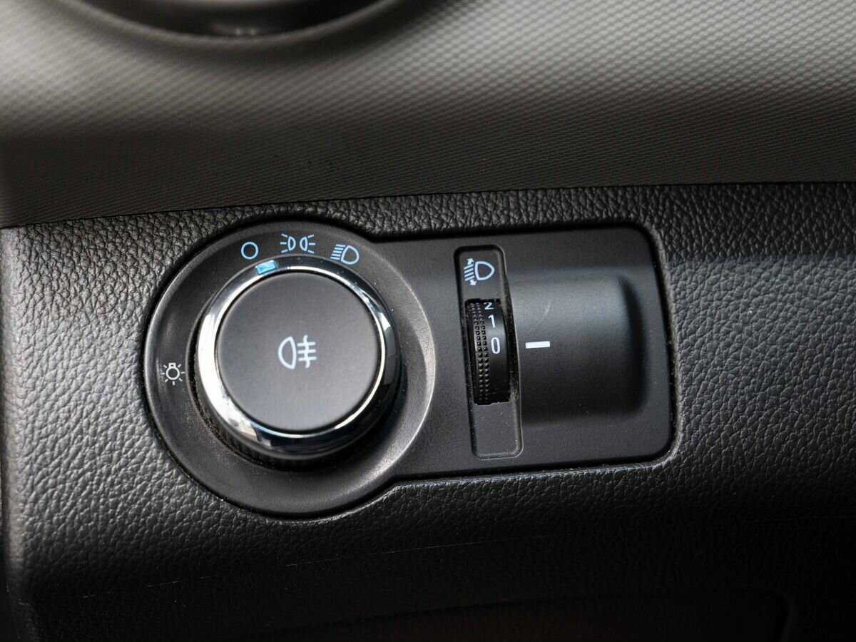 Купить Chevrolet Aveo с пробегом. Фото: #17