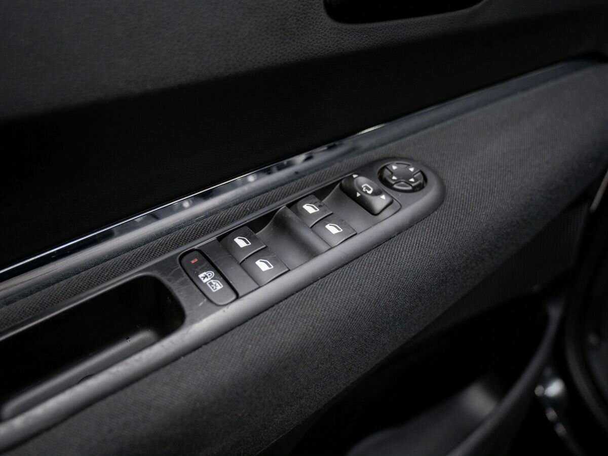 Купить Peugeot 3008 с пробегом. Фото: #14