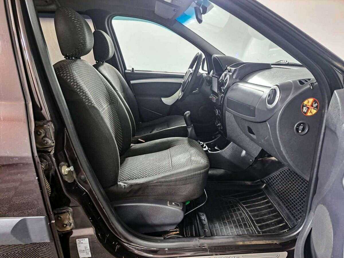 Купить Lada (ВАЗ) Largus с пробегом. Фото: #10