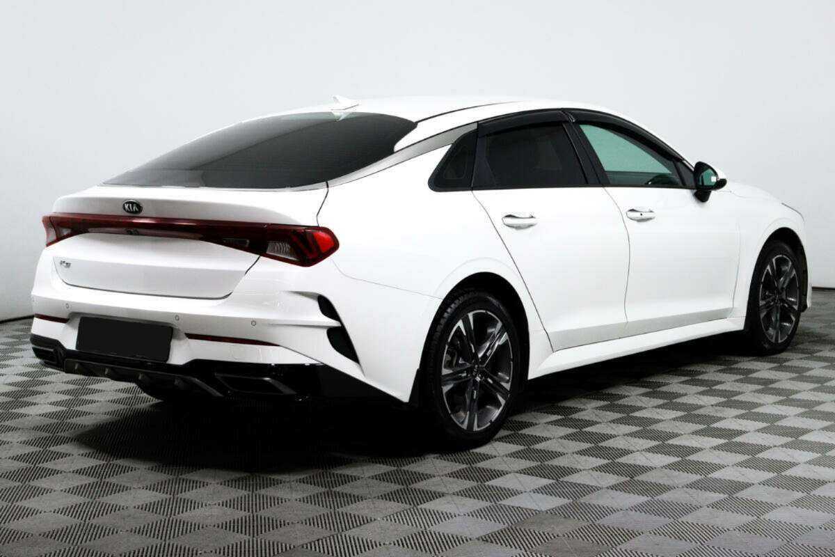 Купить Kia K5 с пробегом. Фото: #4