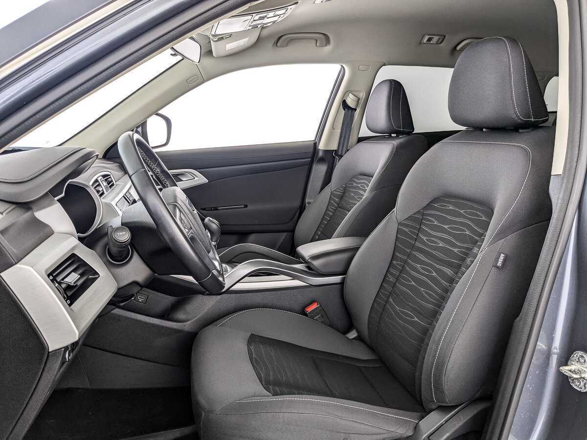 Купить Geely Atlas с пробегом. Фото: #19