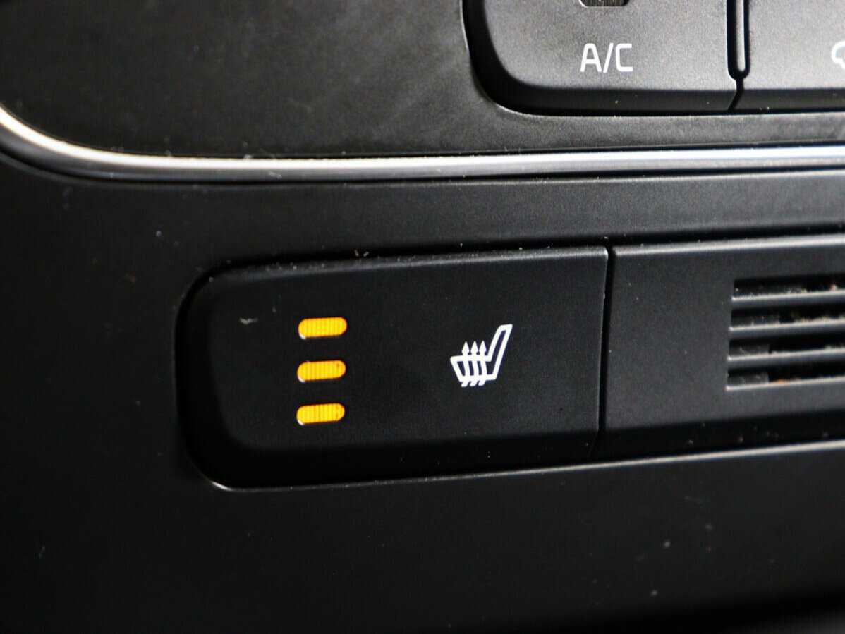 Купить Kia Sorento с пробегом. Фото: #18