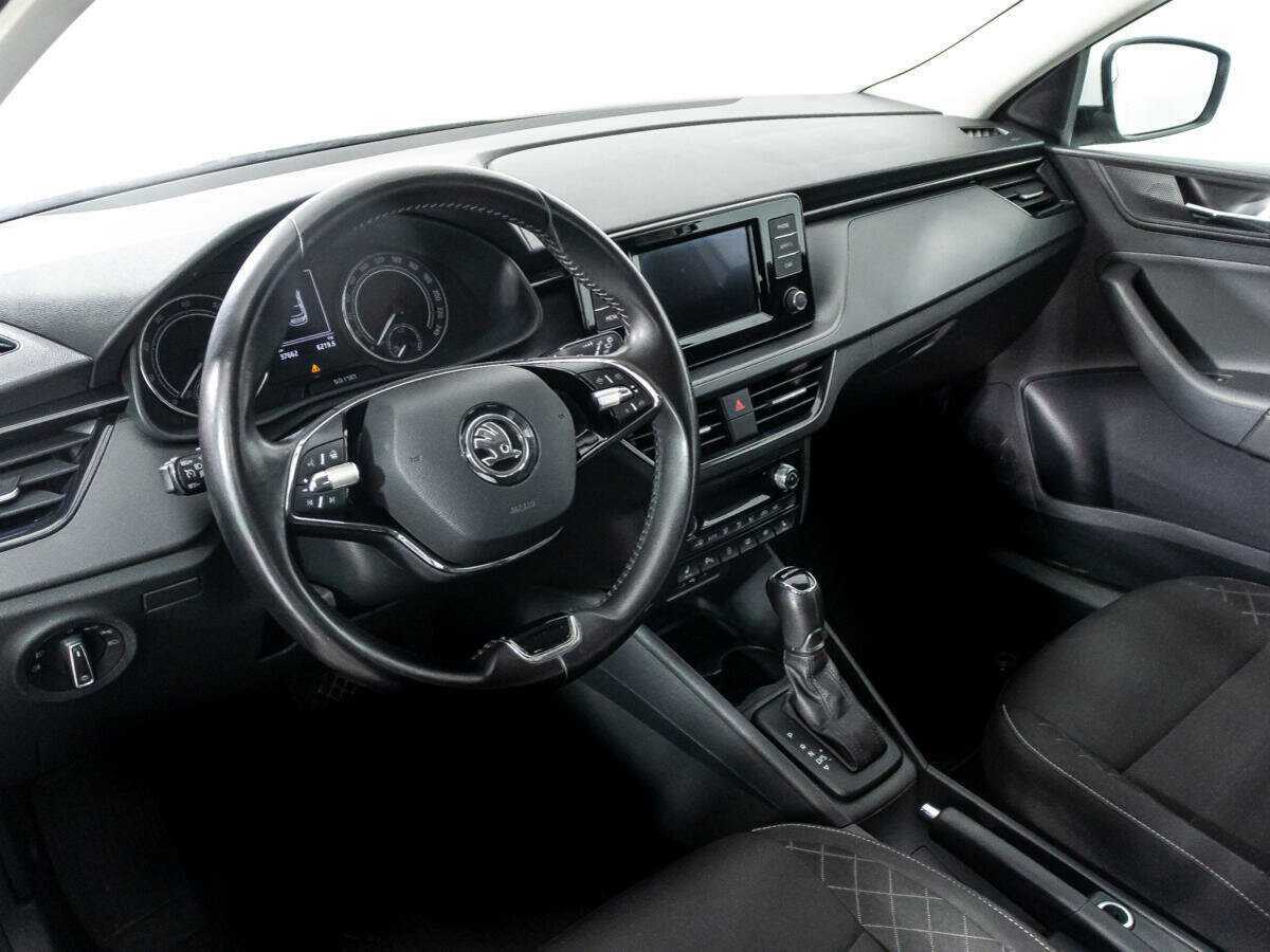 Купить Skoda Rapid с пробегом. Фото: #10