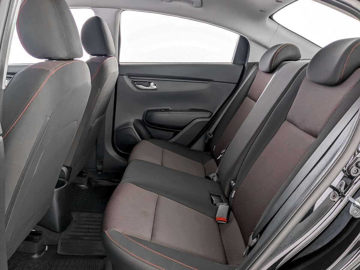 Купить Kia Rio с пробегом. Фото: #9