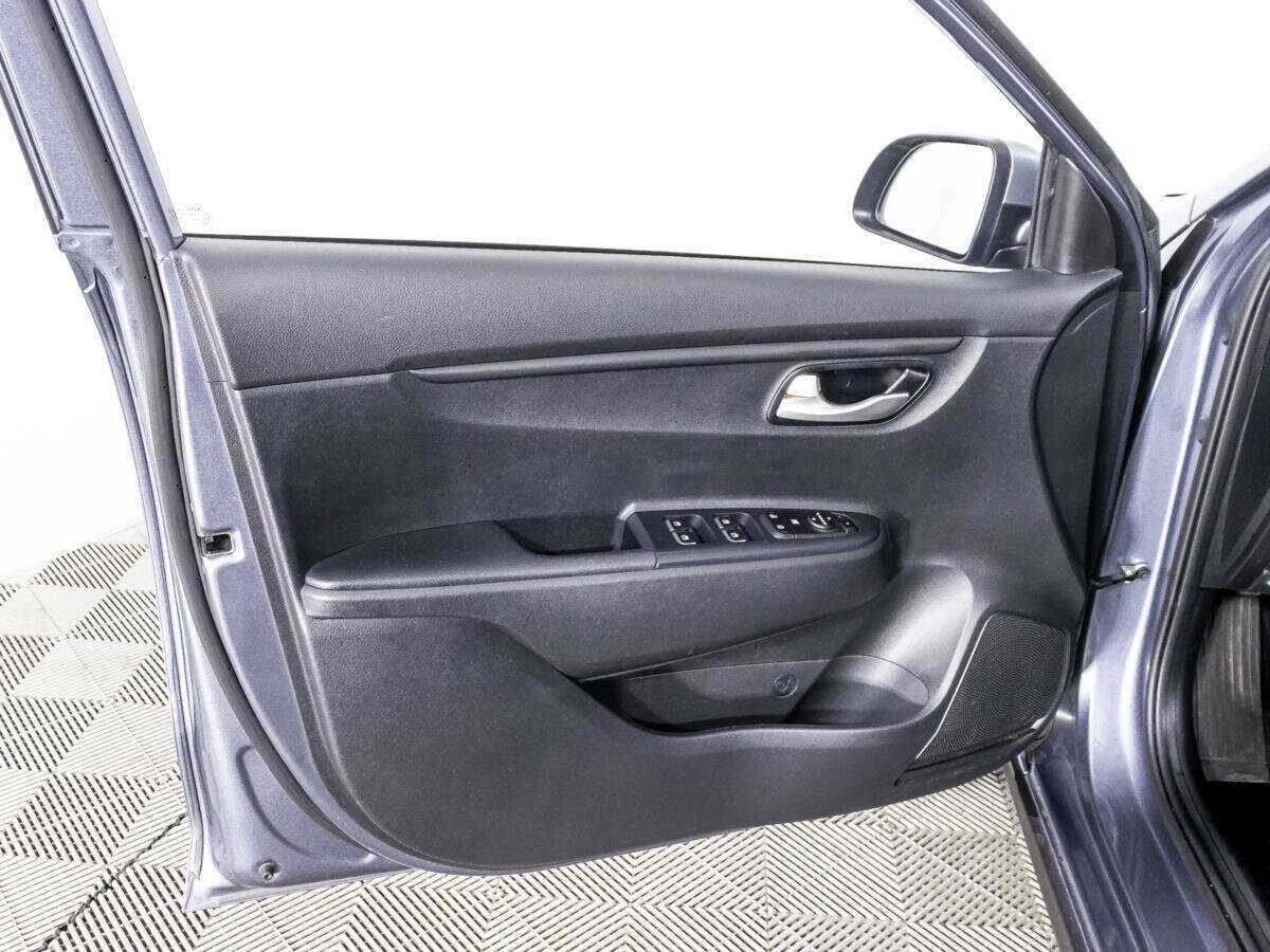 Купить Kia Rio с пробегом. Фото: #22