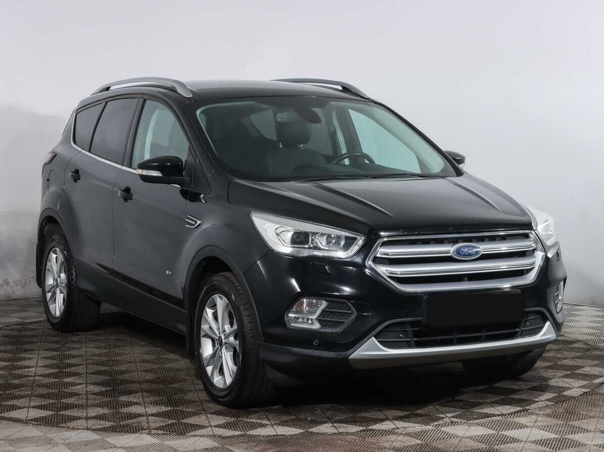 Купить Ford Kuga с пробегом. Фото: #2