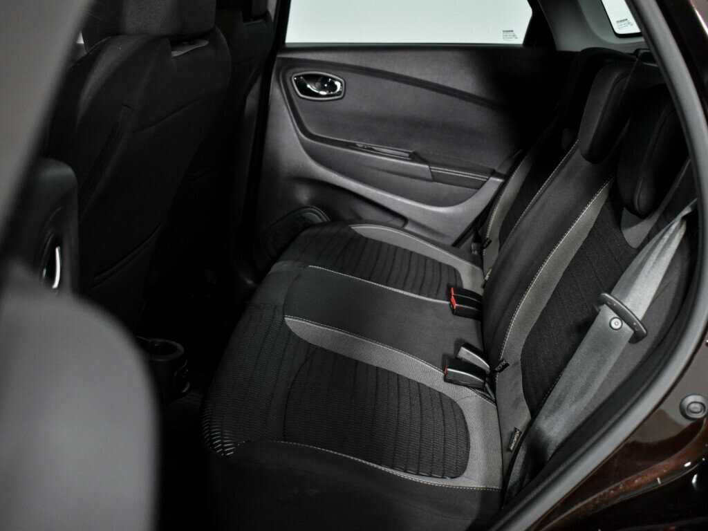 Купить Renault Kaptur с пробегом. Фото: #12