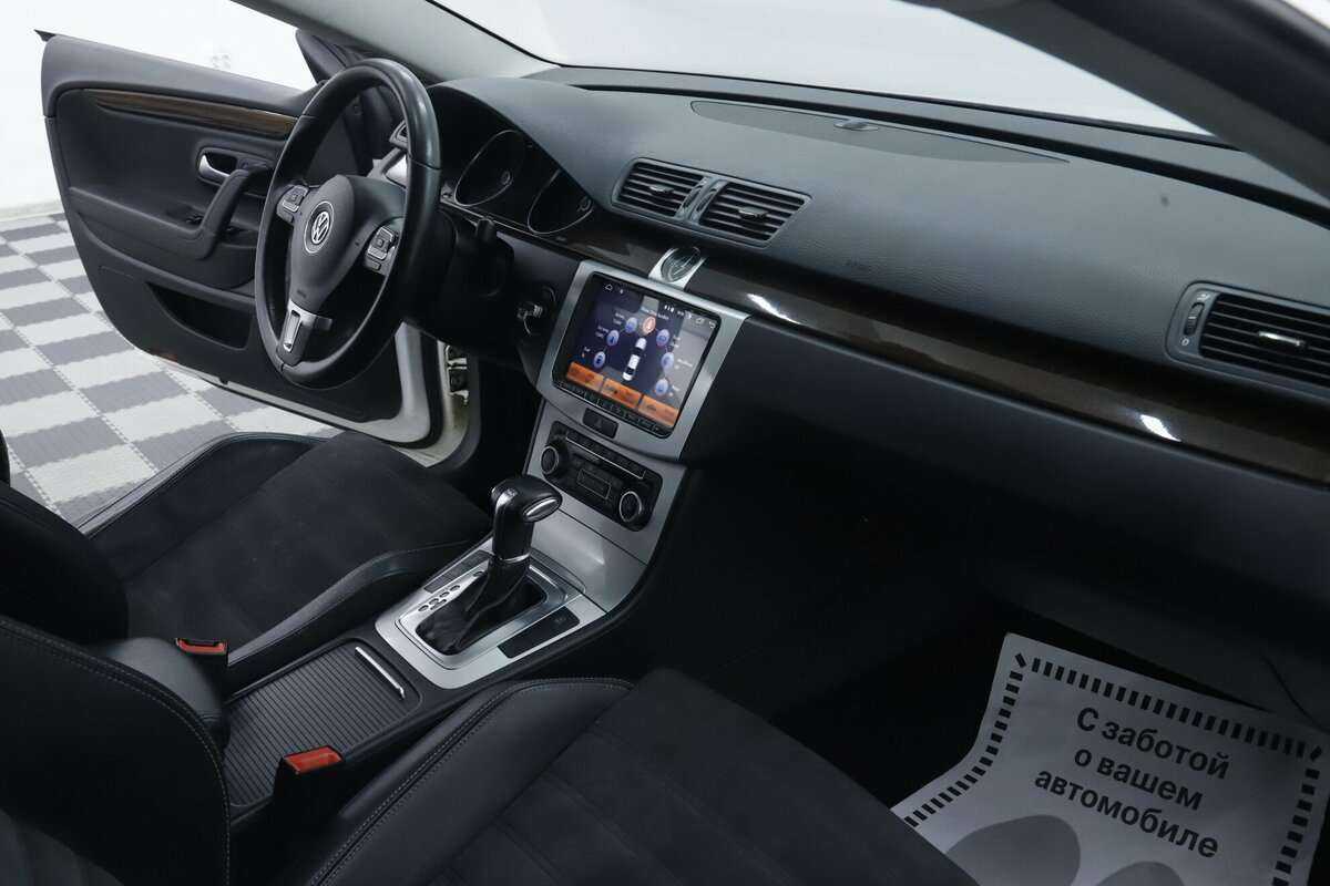 Купить Volkswagen Passat CC с пробегом. Фото: #15