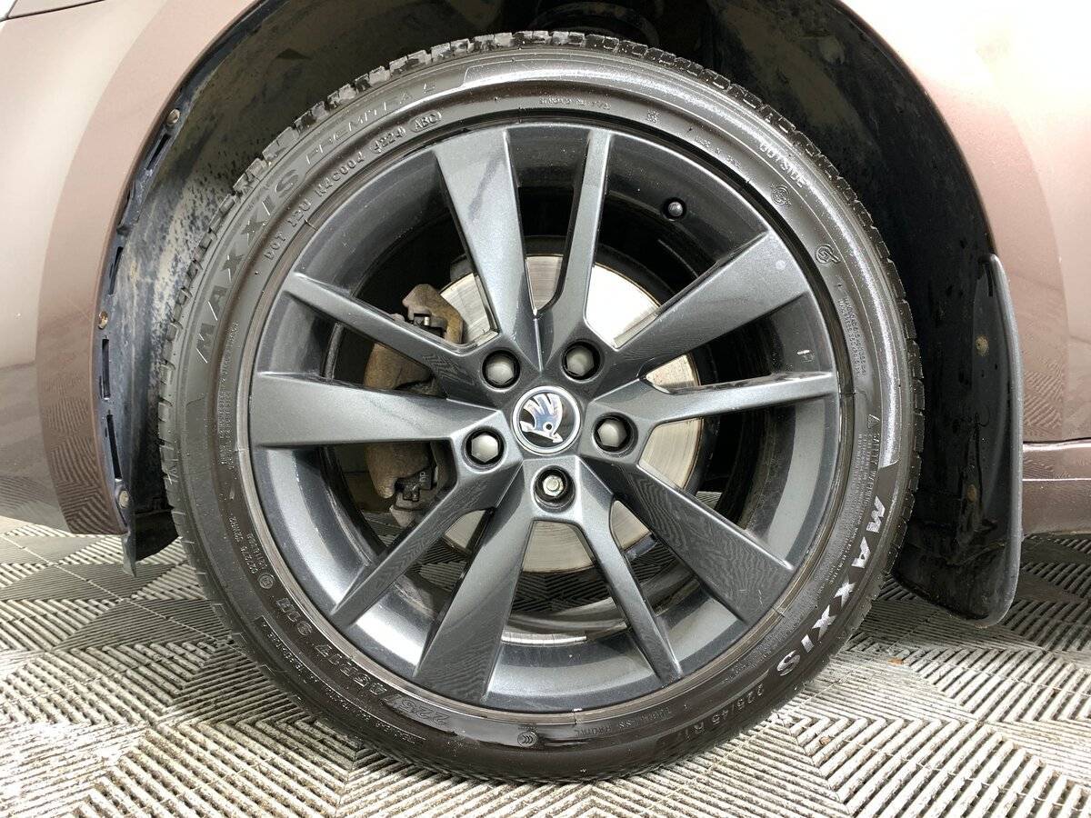 Купить Skoda Octavia с пробегом. Фото: #9