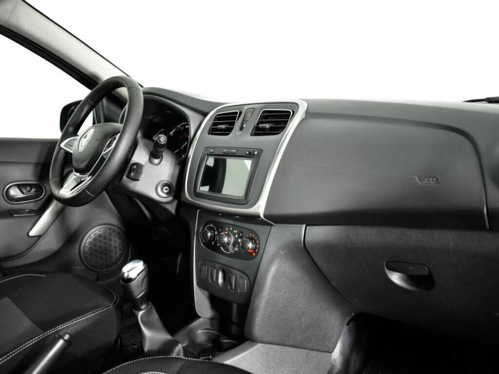 Купить Renault Logan с пробегом. Фото: #8