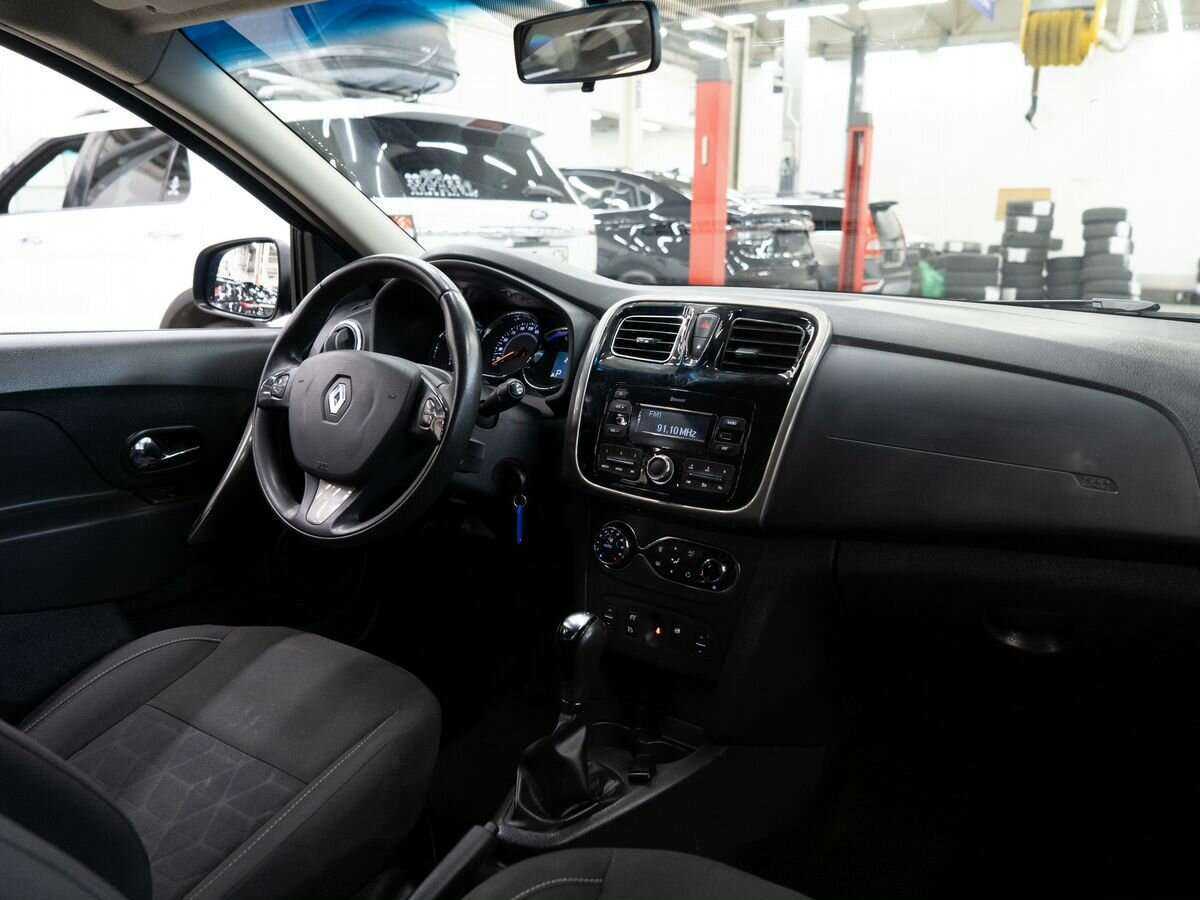 Купить Renault Sandero с пробегом. Фото: #13