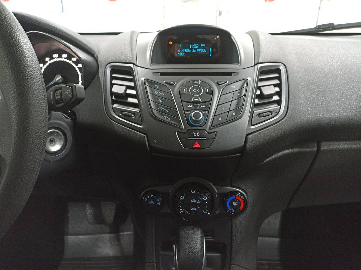 Купить Ford Fiesta с пробегом. Фото: #13