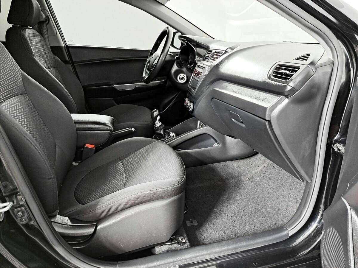 Купить Kia Rio с пробегом. Фото: #8