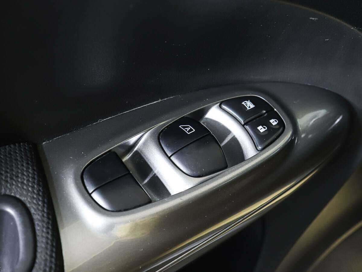 Купить Nissan Juke с пробегом. Фото: #15