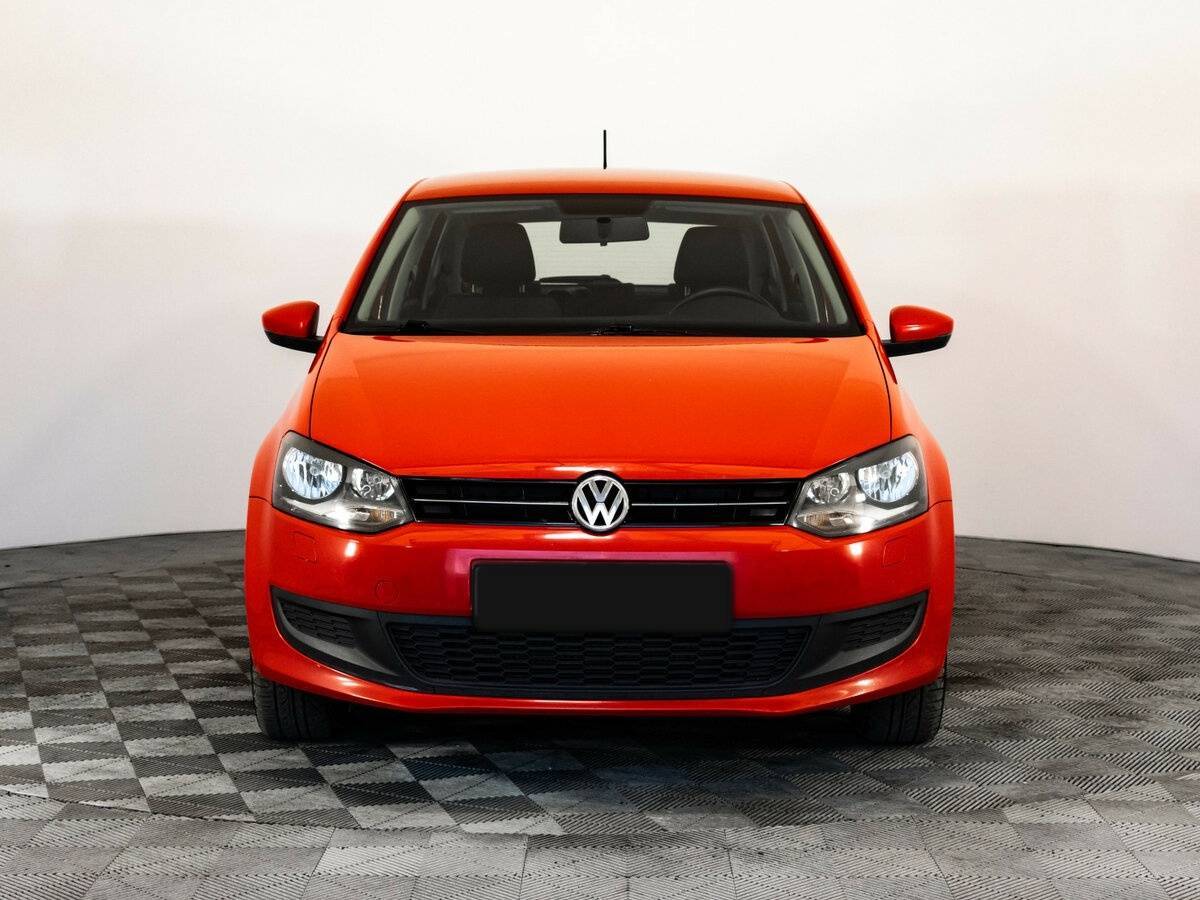 Купить Volkswagen Polo с пробегом. Фото: #1
