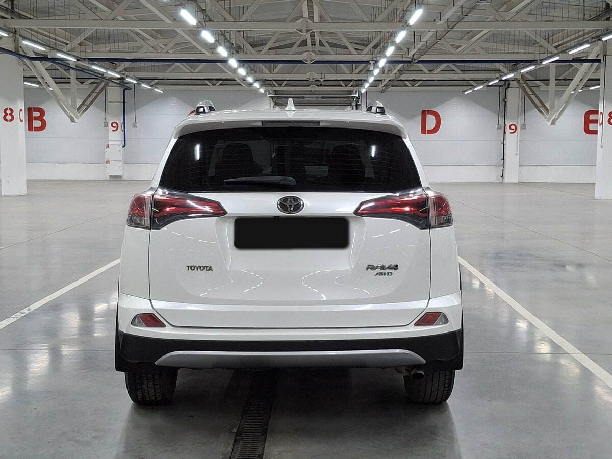 Купить Toyota RAV4 с пробегом. Фото: #5