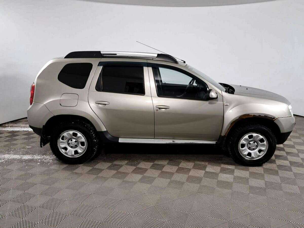 Купить Renault Duster с пробегом. Фото: #3